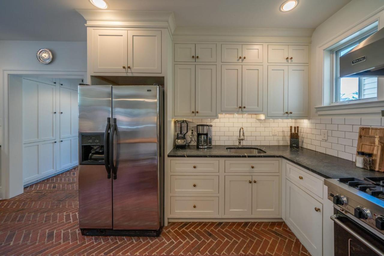 The Walton House - Historic 3Bd 2 5Ba With Parking Villa Kennett Square Exterior photo
